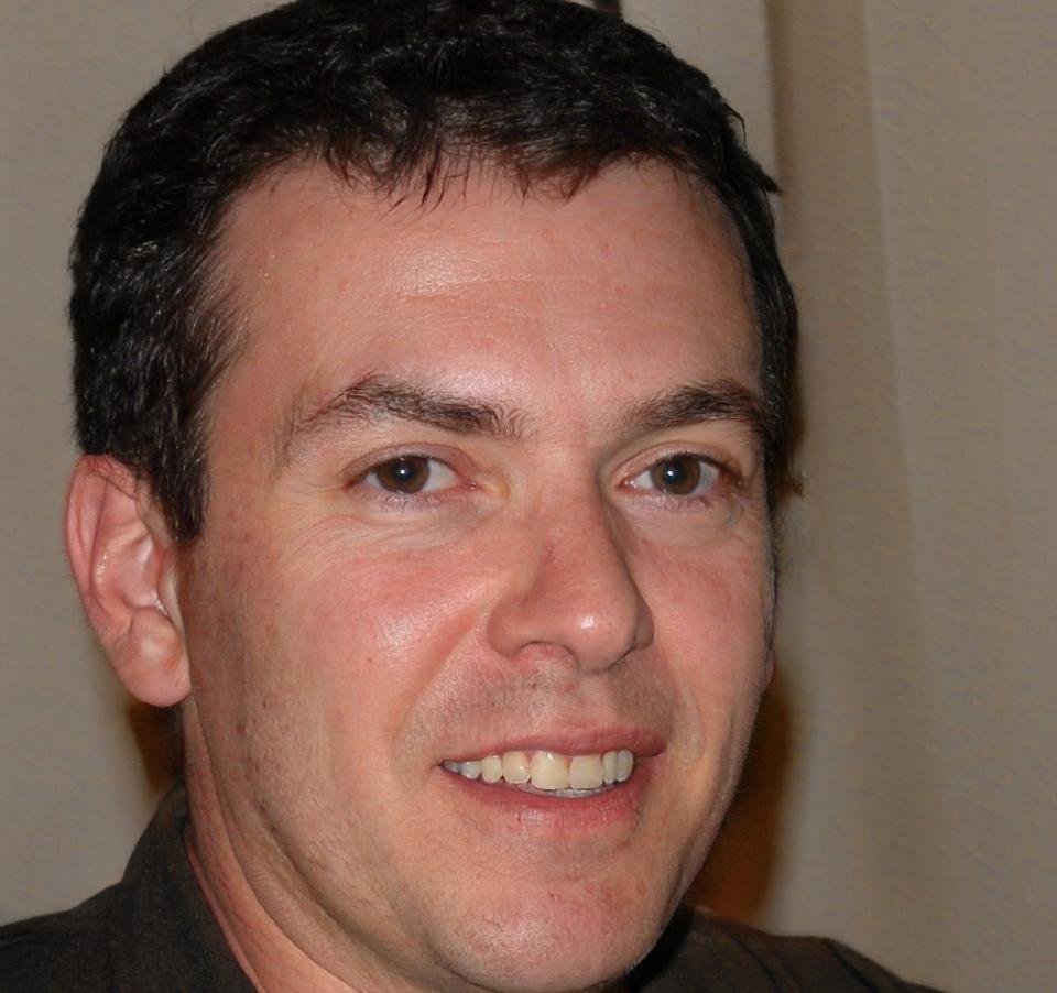 Leofric Tamsin examining plant health in consultation session